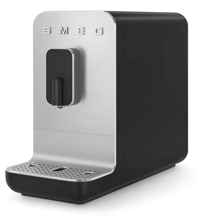 Изображение Автоматическая кофемашина Smeg BCC11BLMEU 5