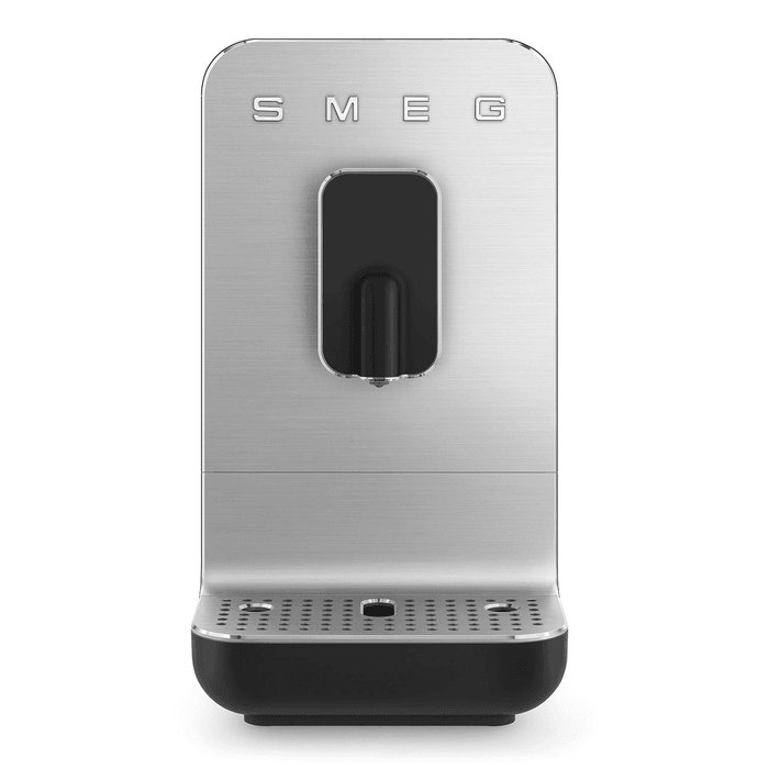 Автоматическая кофемашина Smeg BCC11BLMEU