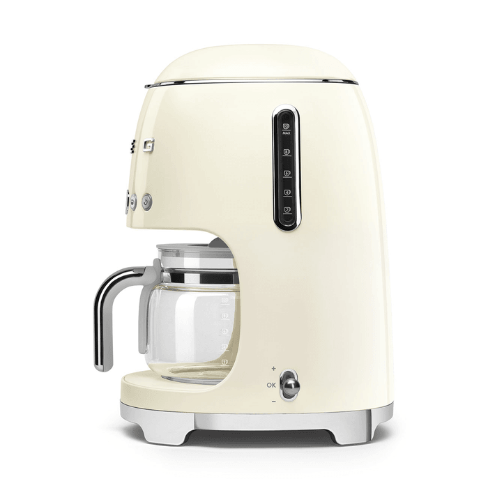 Изображение Капельная кофеварка Smeg DCF02CREU 1