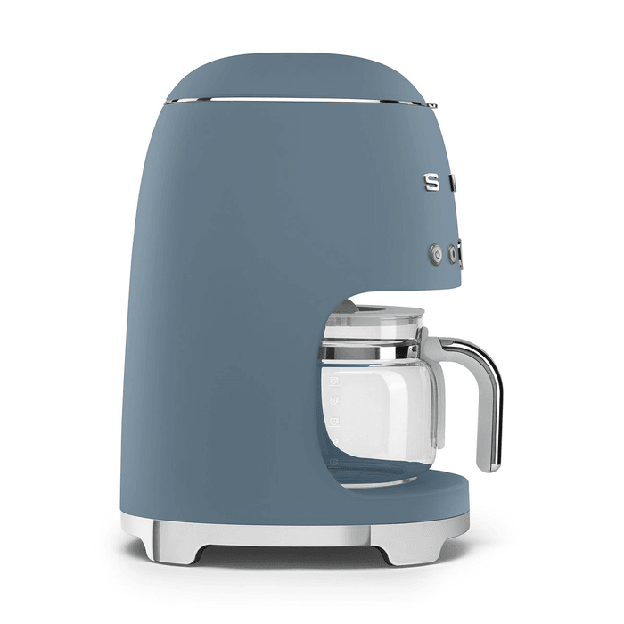 Изображение Капельная кофеварка Smeg DCF02SBMEU 2