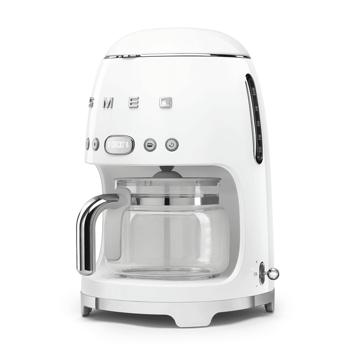 Изображение Капельная кофеварка Smeg DCF02WHEU 3