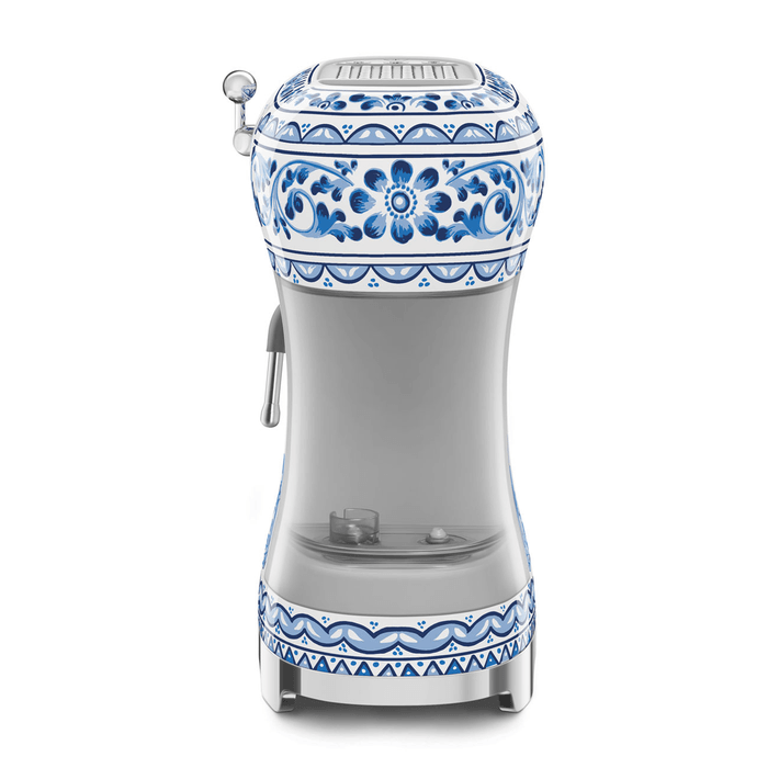Изображение Рожковая эспрессо кофемашина Smeg ECF02DGBEU 2