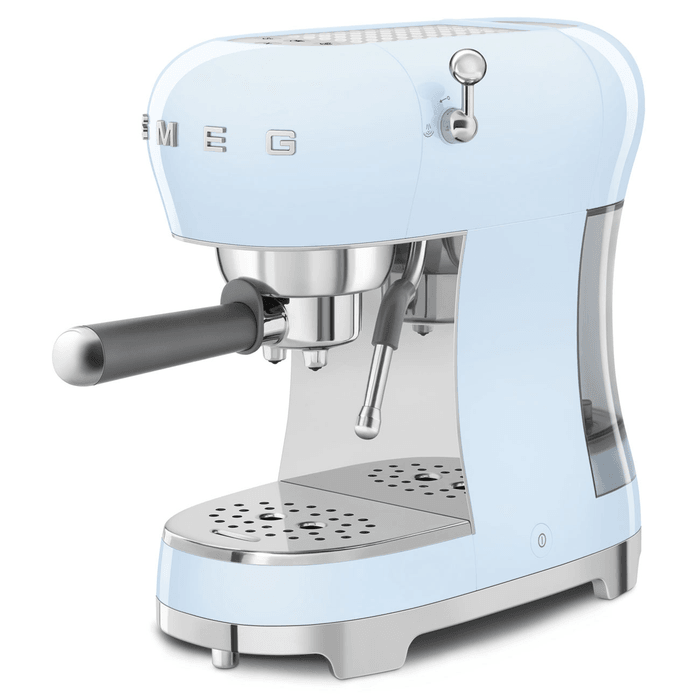 Изображение Рожковая эспрессо кофемашина Smeg ECF02PBEU 3