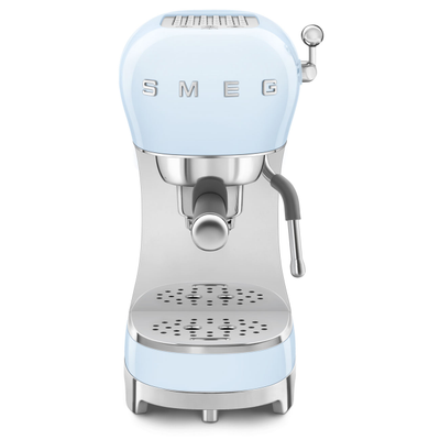 Рожковая эспрессо кофемашина Smeg ECF02PBEU