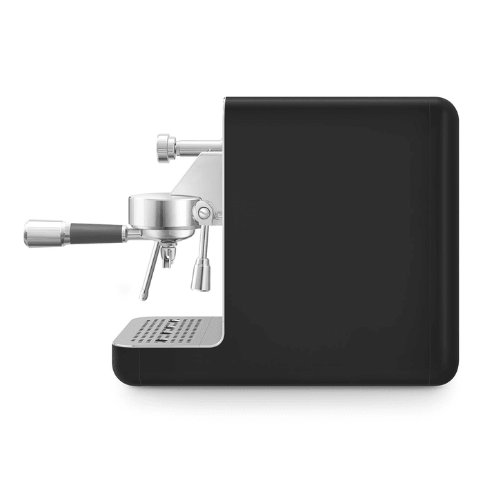 Изображение Рожковая эспрессо кофемашина Smeg EMC02BLMEU 2