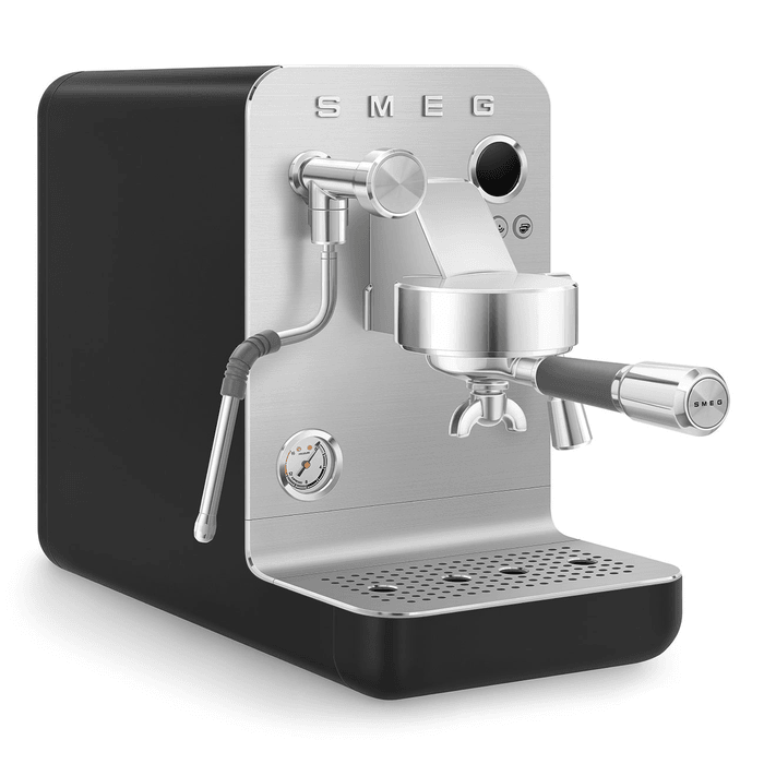 Изображение Рожковая эспрессо кофемашина Smeg EMC02BLMEU 3
