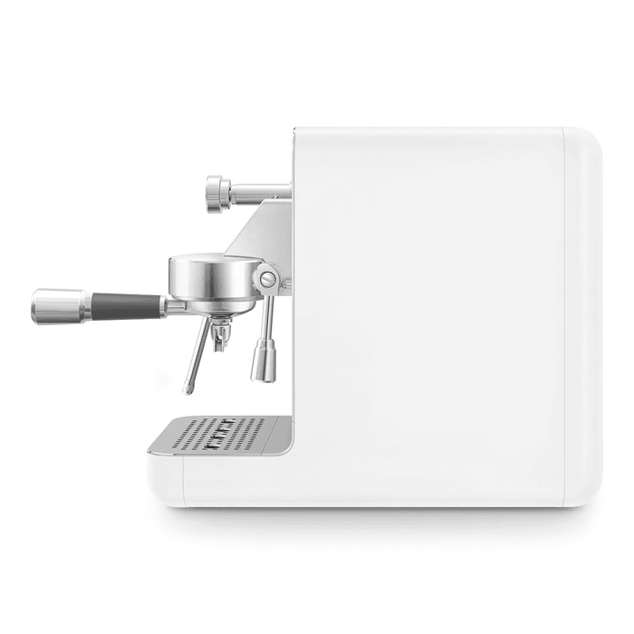 Изображение Рожковая эспрессо кофемашина Smeg EMC02WHMEU 2
