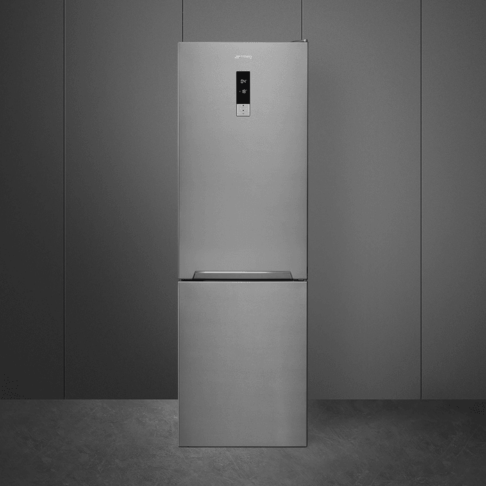 Изображение Холодильник Smeg FC18EN4AX 1