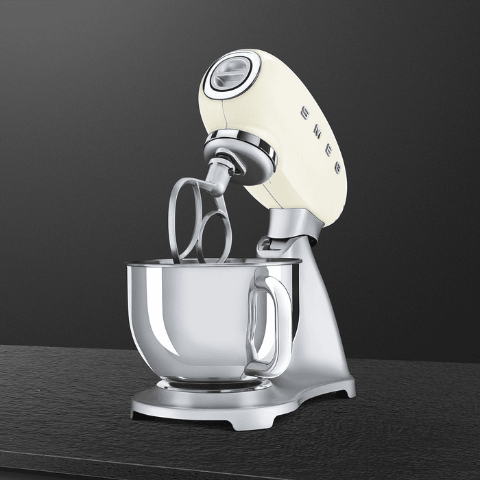 Изображение Планетарный миксер Smeg SMF02CREU 4
